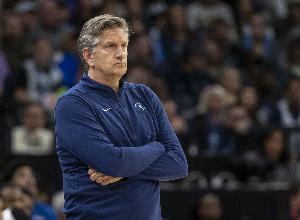 芬奇:球队今晚的注意力非常差 我们整场比赛都显得有些失常