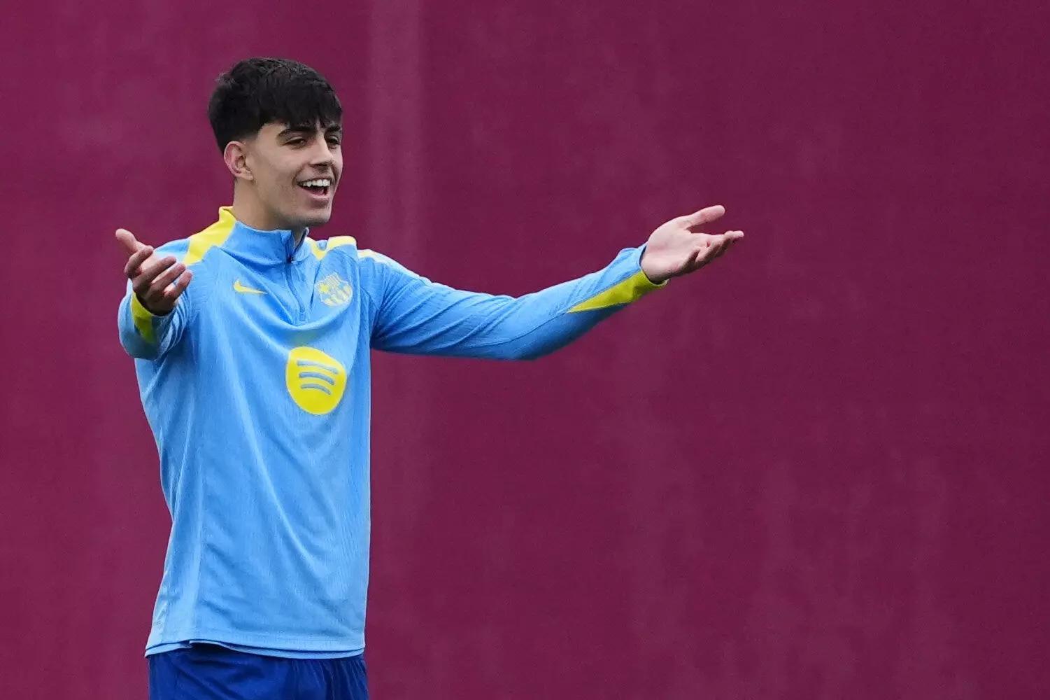 开云官网-赫罗纳总监：曾考虑引进贝尔纳尔，但德科没有同意